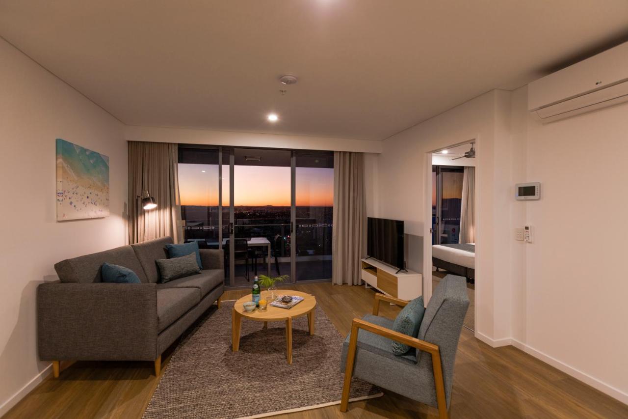 Sky Broadwater Apartments Southport Exteriör bild