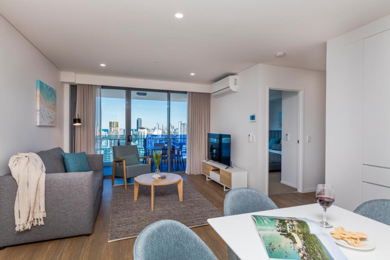Sky Broadwater Apartments Southport Exteriör bild